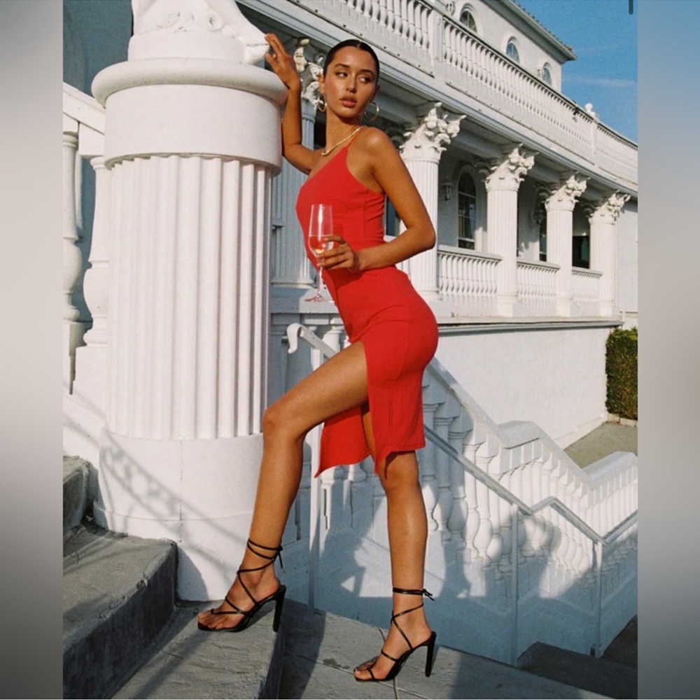 Princess Polly Red size 2 Aero Midi Asymmetrical Dress - Picture 3 of 6